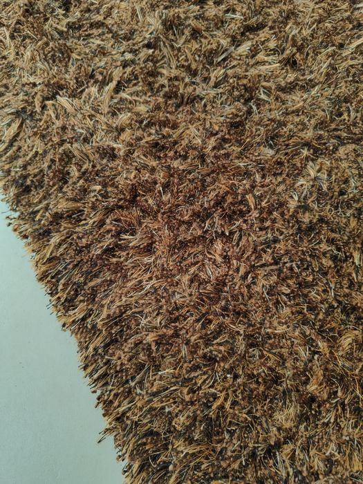NEGOCIÁVEL. O preço é das 2 Carpetes grandes.Mas vendem-se separadas