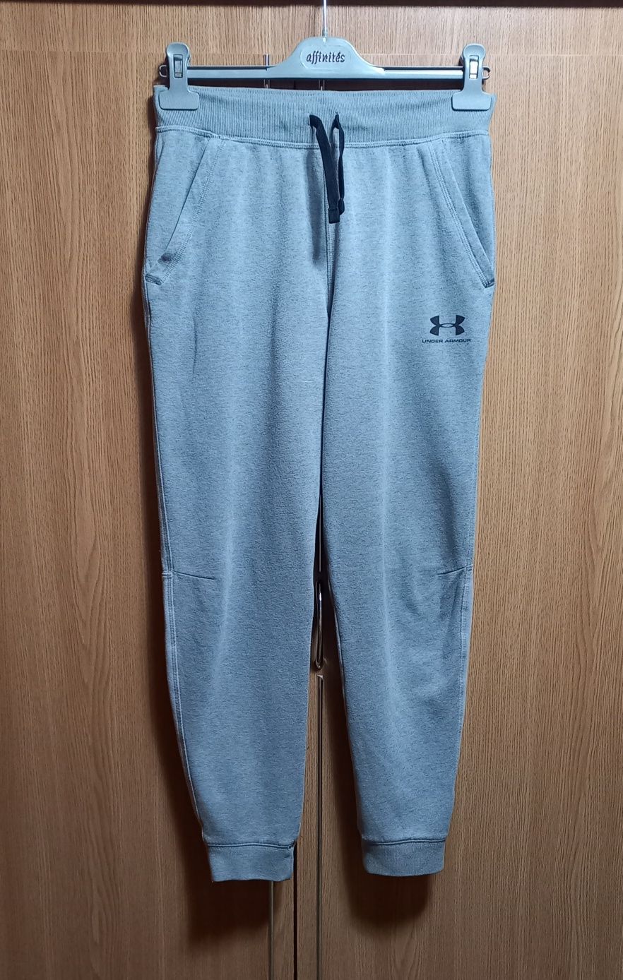 Штани спортивні under armour, 12-16 років