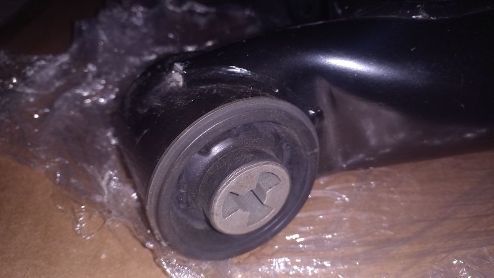 Підрамник задньої підвіски, задня балка Polo 9N ,нова!в наявності!