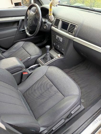 Opel Vectra C 1,9 CDTI 120KM stan bardzo dobry.