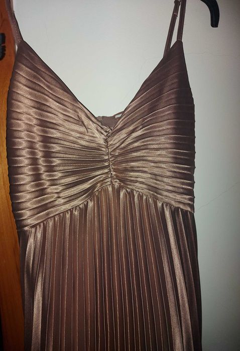 Vestido Renascimento  pulissado novo poucas horas de uso tamanho S