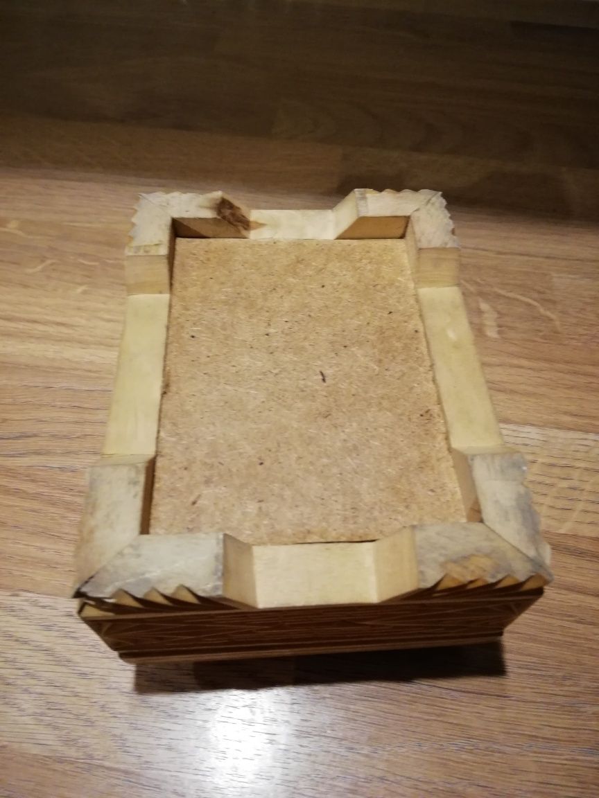 szkatułka prl drewniana puzderko na biżuterię