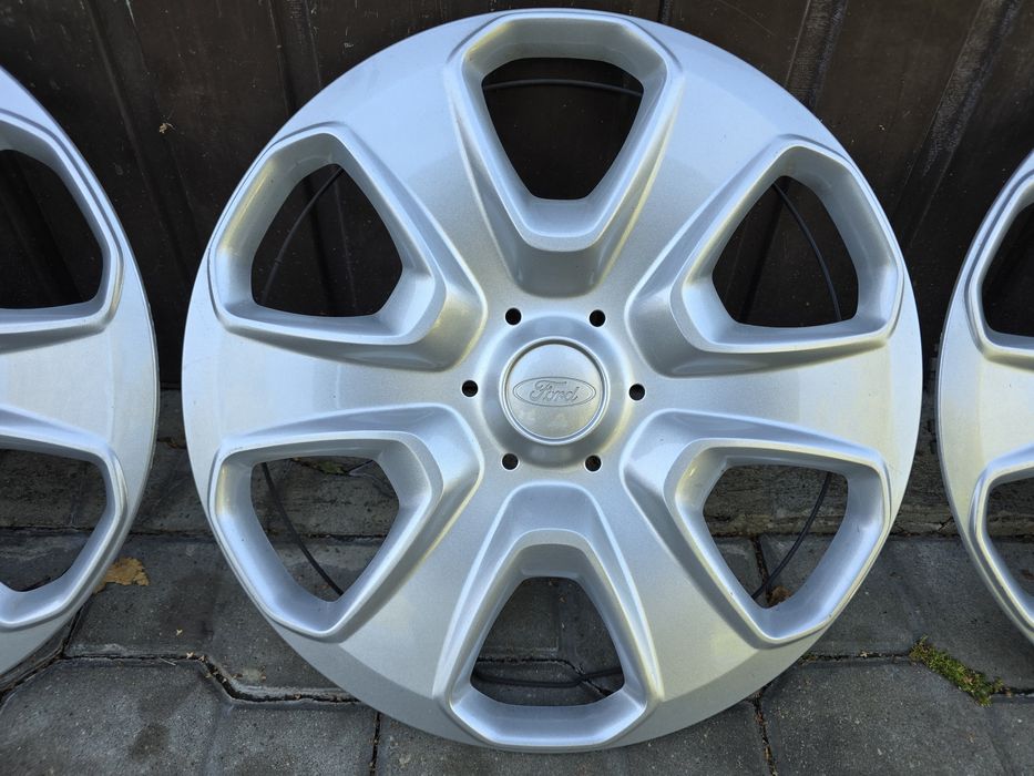 Oryginalne Kołpaki 15" Ford Fiesta 4x108 C B max Fusion Focus KA+