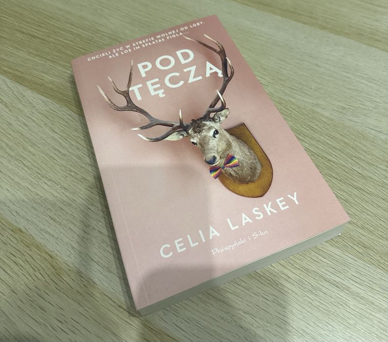Pod tęczą Celia Laskey