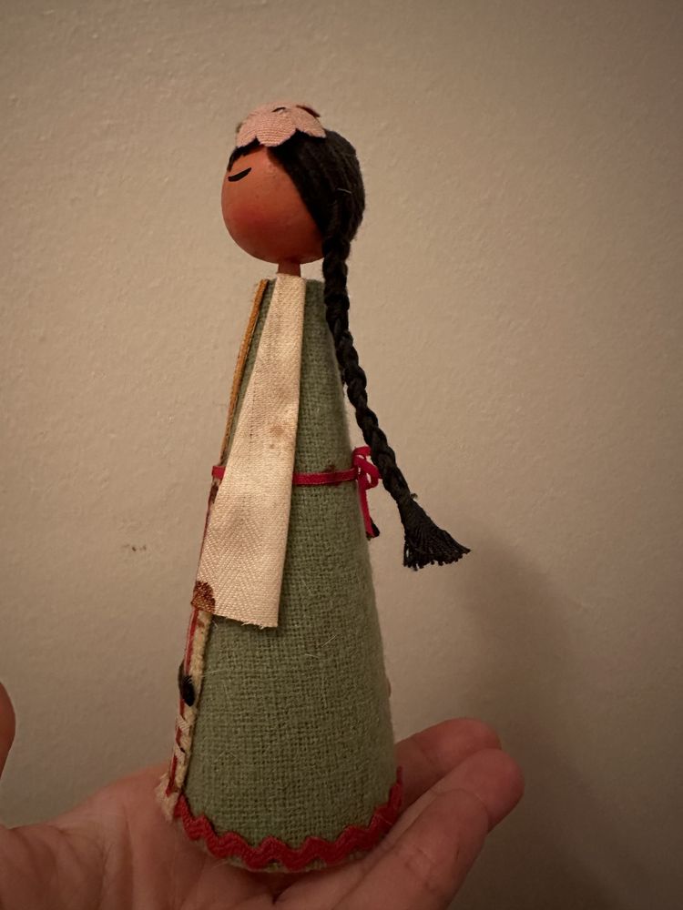 Antique peg doll