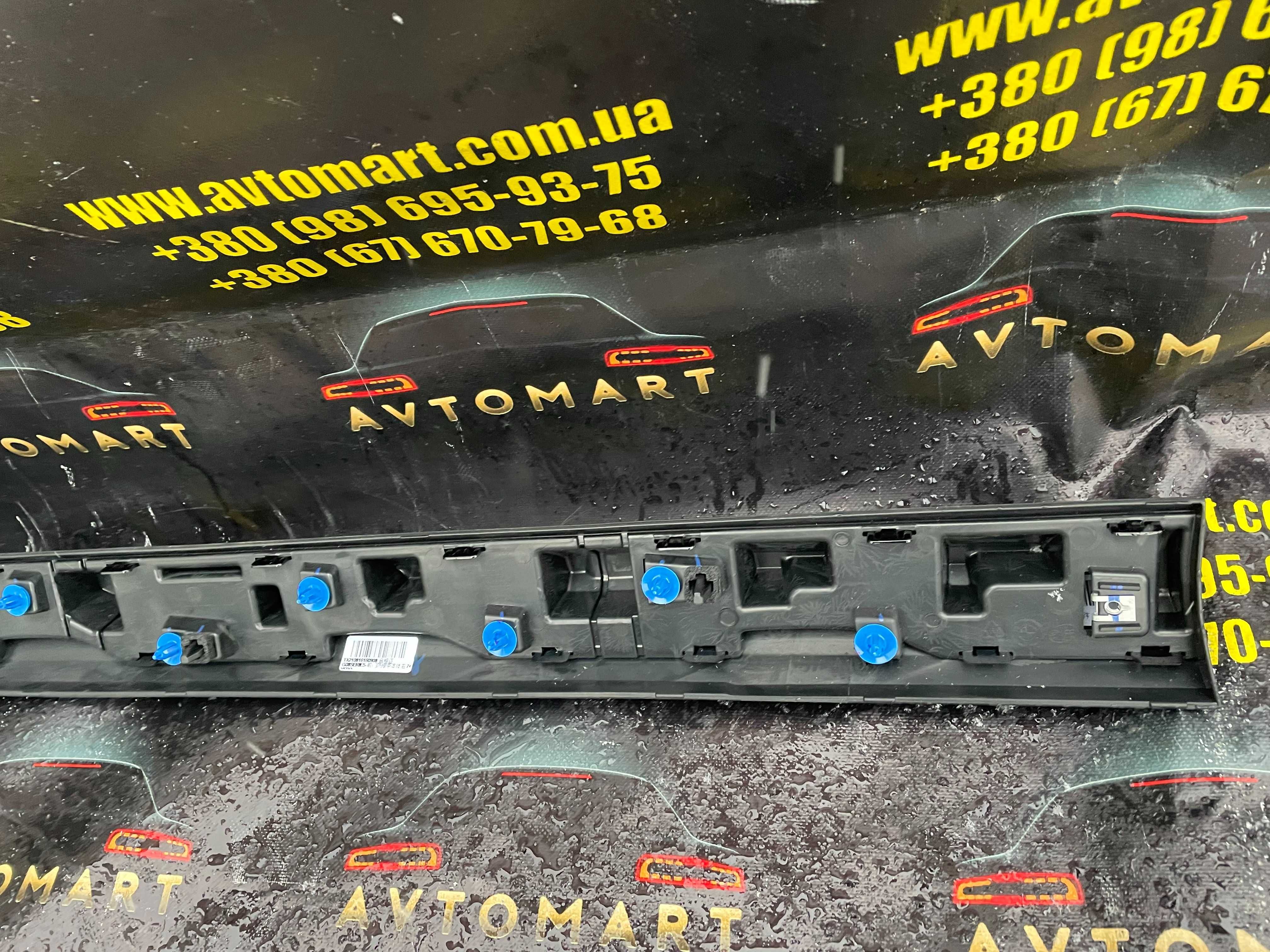 Накладка дверей BMW X3 G01 X-LINE 5113184797-12 молдинг новий