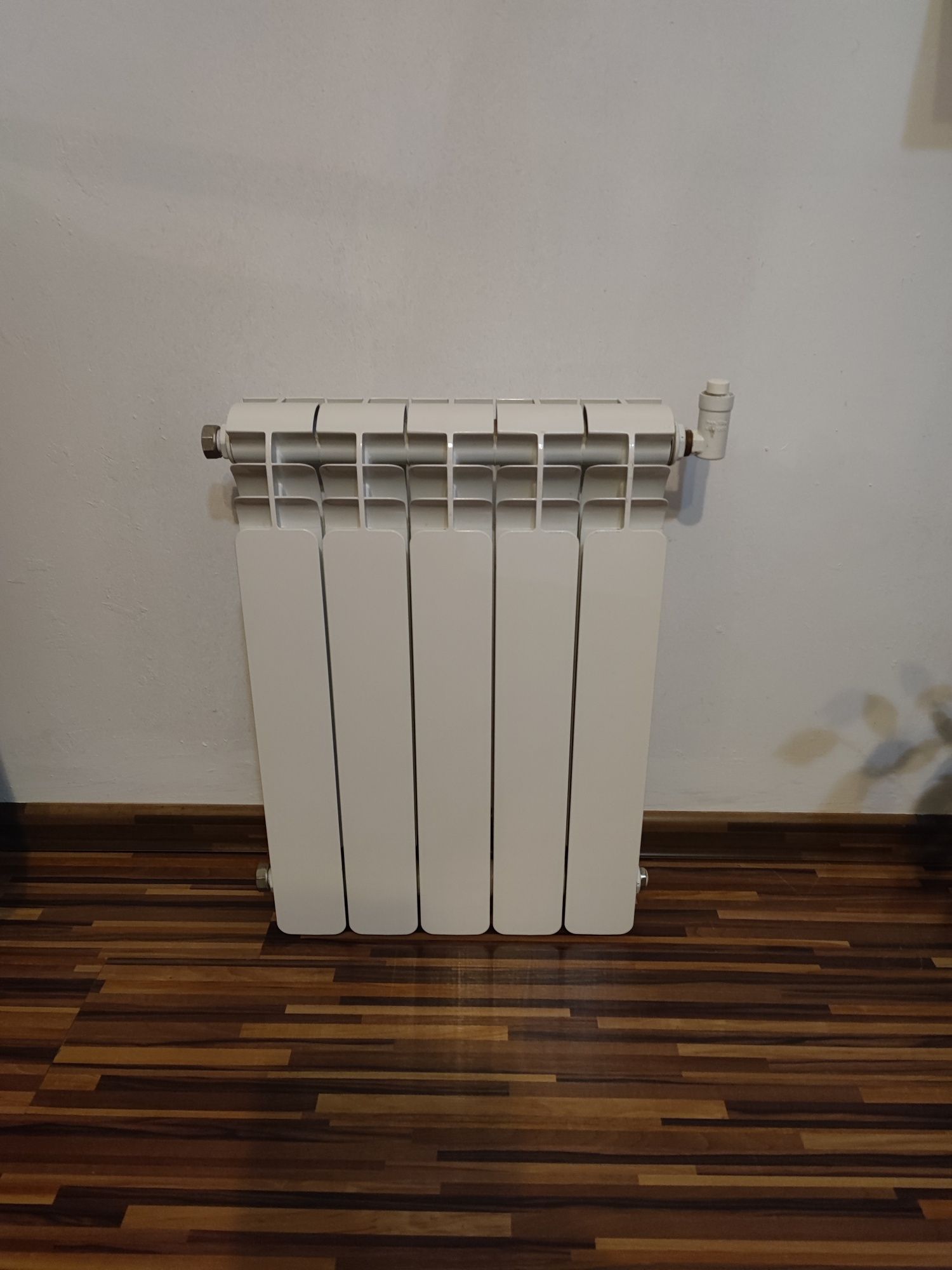 Grzejnik kaloryfer aluminiowy