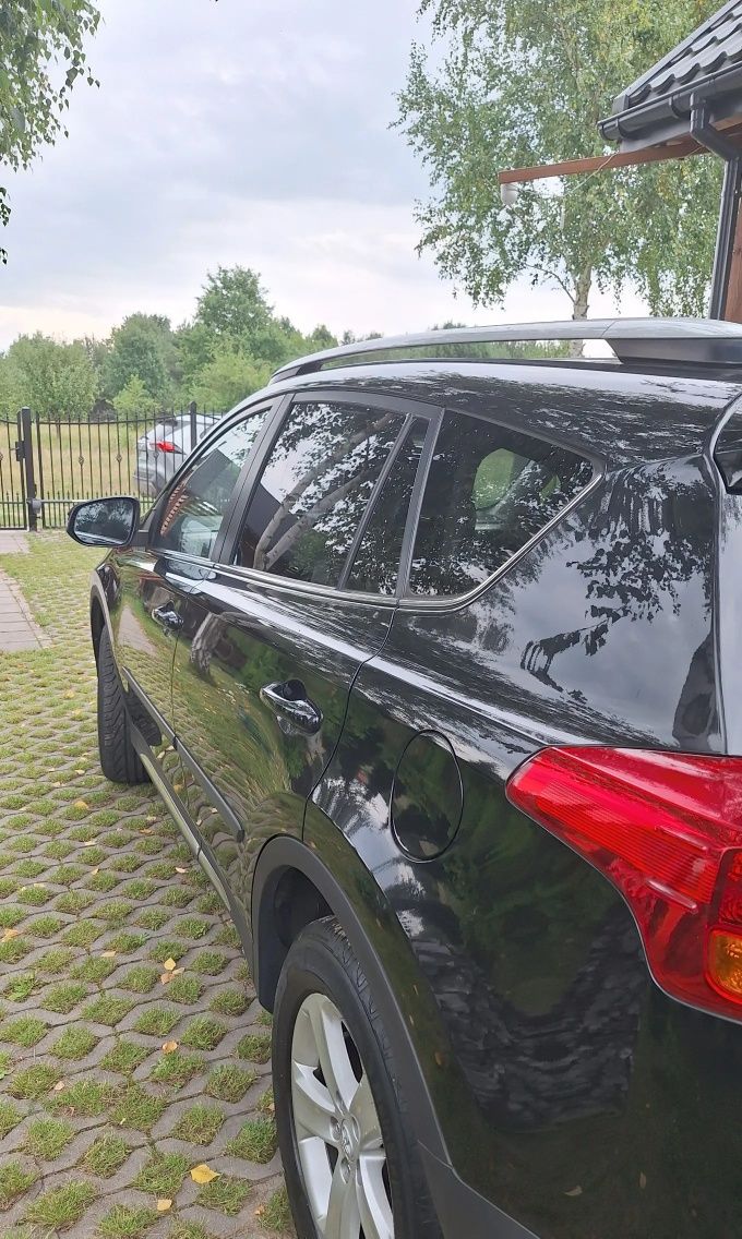 Toyota rav 4 2013