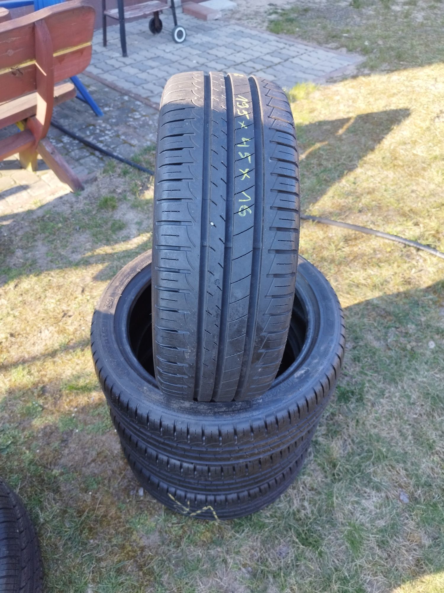 Opony letnie Goodyear 195/45/16 84V dot 18 bierznika 7mm