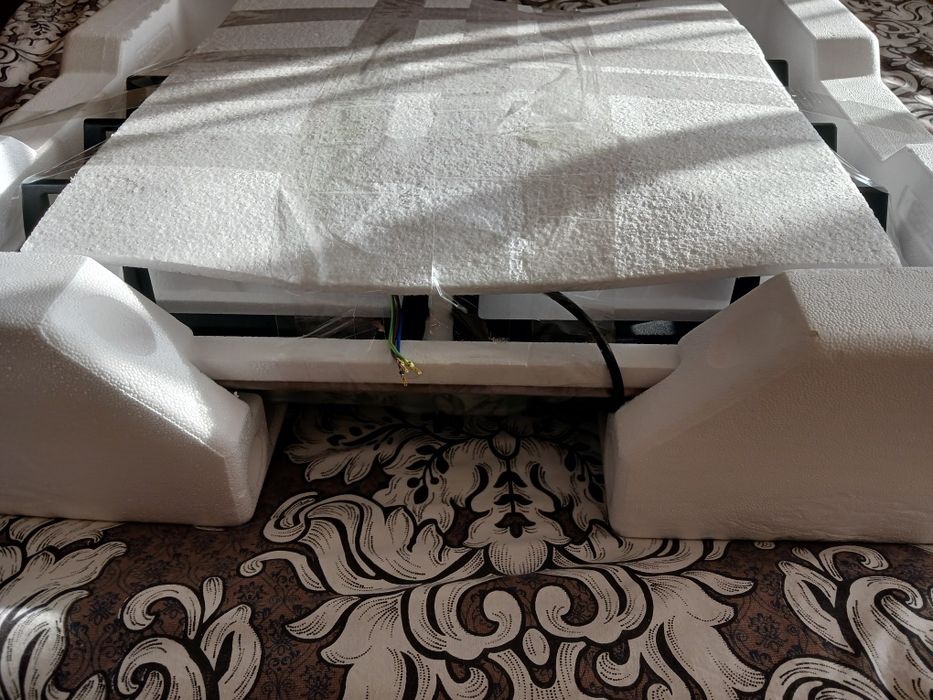 Продам Варильна поверхня газова Electrolux Slim 60 KGS6426SX
плавная р