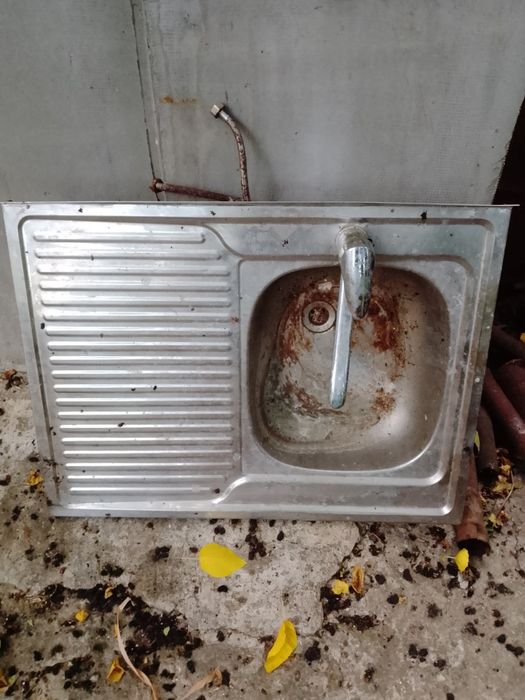 Бачок мийка раковина рукомийник мойка умывальник