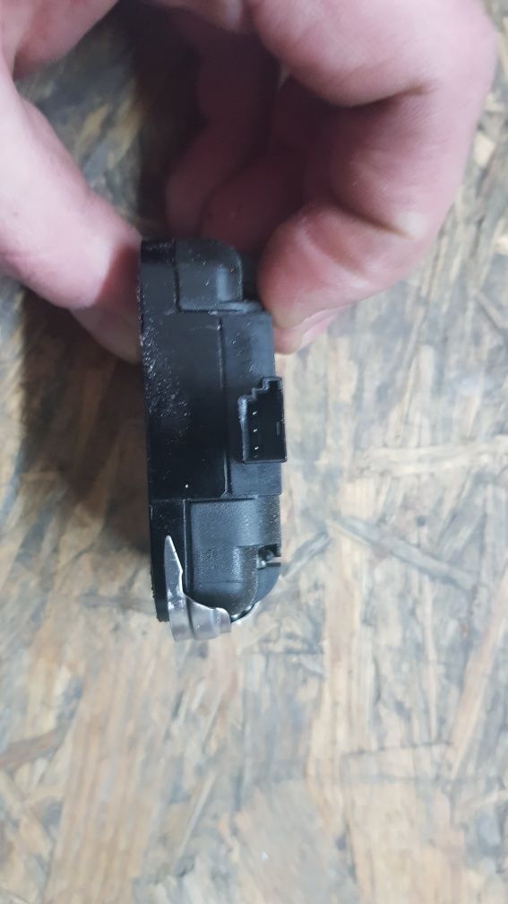 Czujnik sensor deszczu zmierzchu opel vectra c signum EY