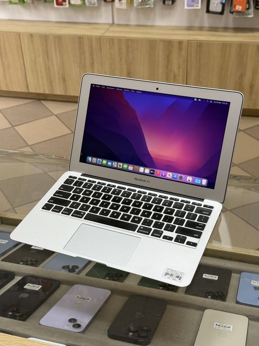 Macbook Air 11 2015 4/128Gb sSilver