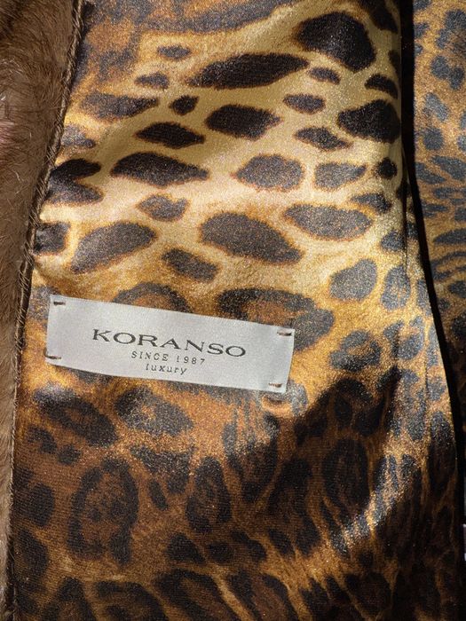 Норкова желетка)Плечі43см, довжина 90см