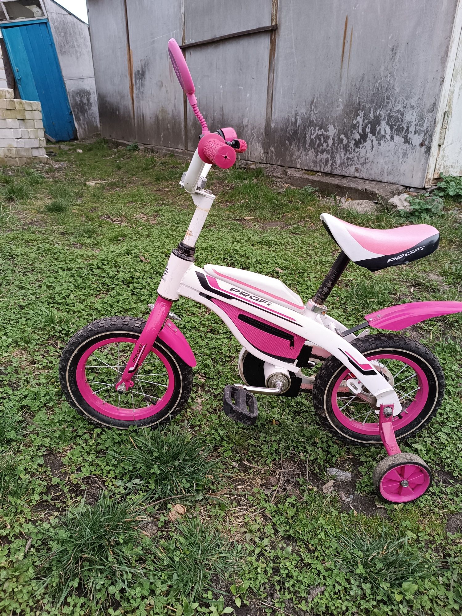 Велосипед для дівчаток 3-5 років
