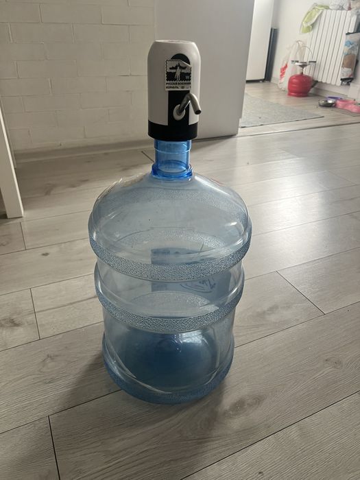 Кулер для води без помпи
