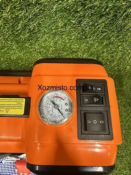 Електричний домкрат для авто 3 в 1 (Домкрат,Компресор, фанар) 12V,5,0Т