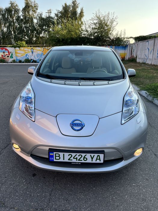 Nissan Leaf Ніссан ліф