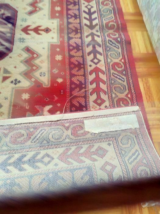 Duas carpetes usadas em muito bom estado - 1,70mx1,20m. - 40€ unidade