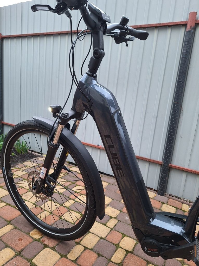 Электровелосипед Cube Touring Hybrid Pro 500 Easy Entry (2022 года)