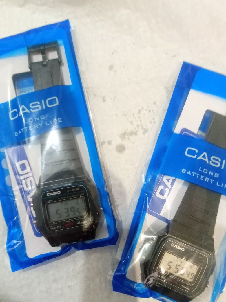 Relógios CASIO várias tonalidades