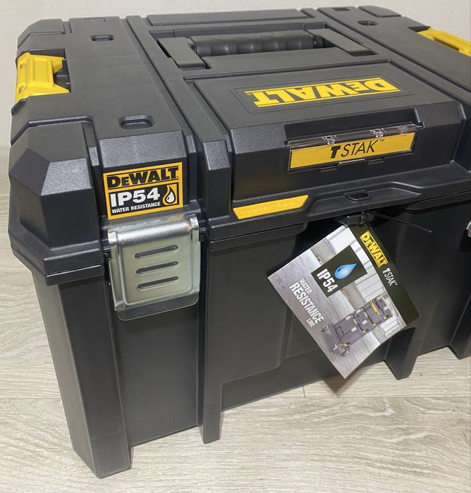 Ящикі Dewalt нові оригінальні девальт є в наявності.Наложним відправка