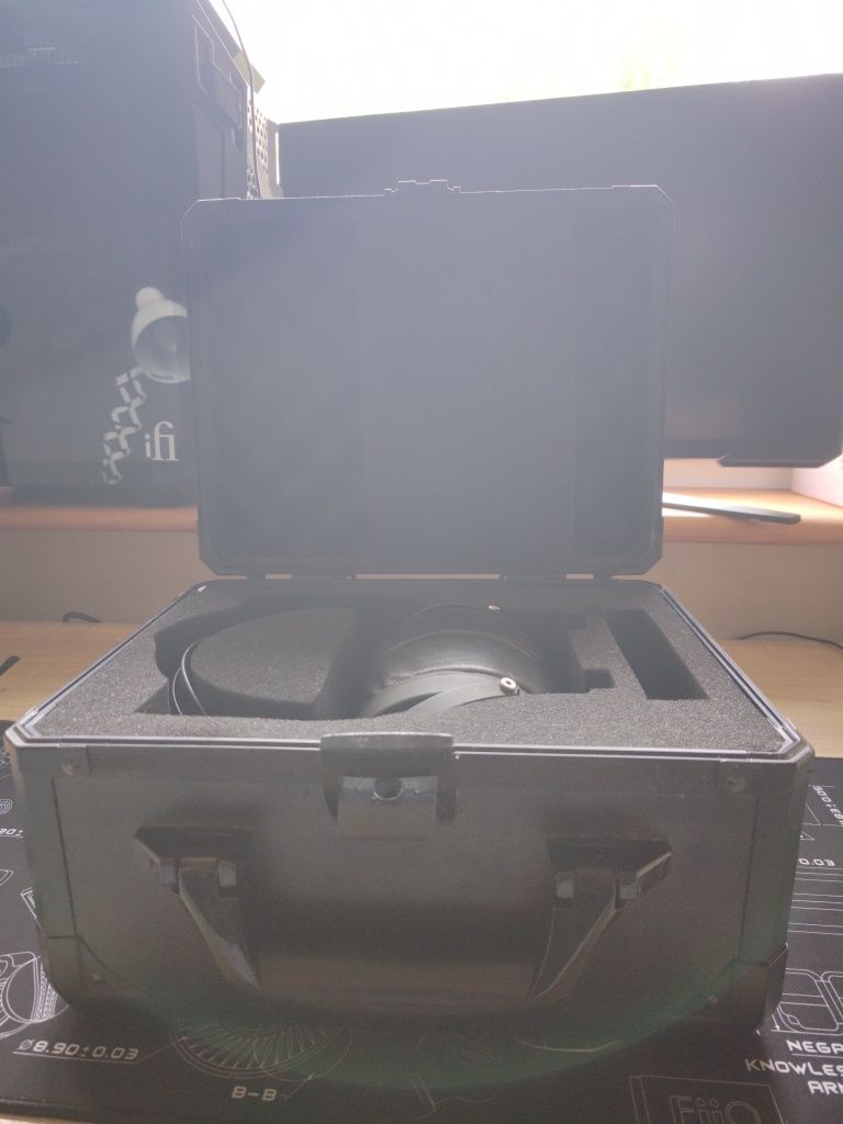 Słuchawki planarne Audeze LCD-2C