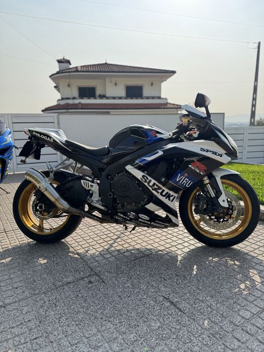 Suzuki GSXR 600 K9