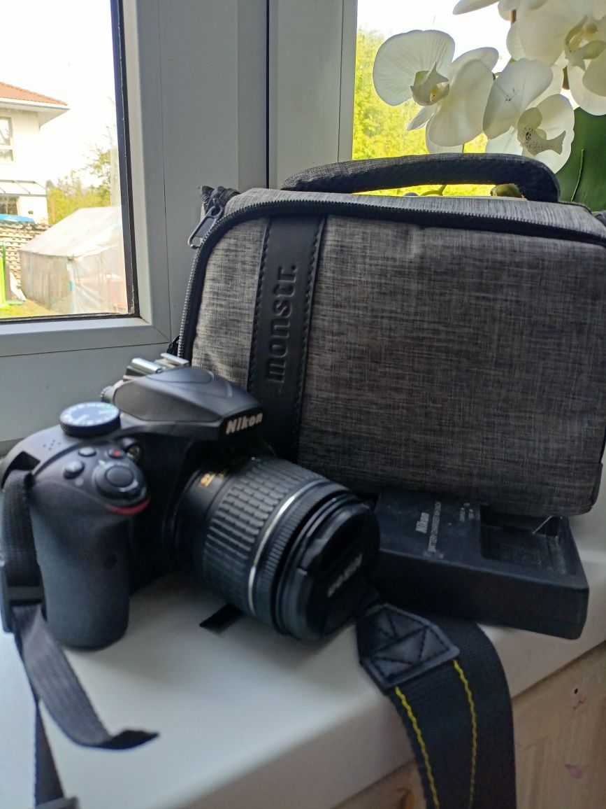 Lustrzanka Nikon D3400 korpus + obiektyw