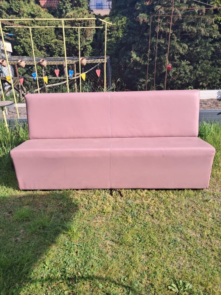 Wypoczynek sofa.