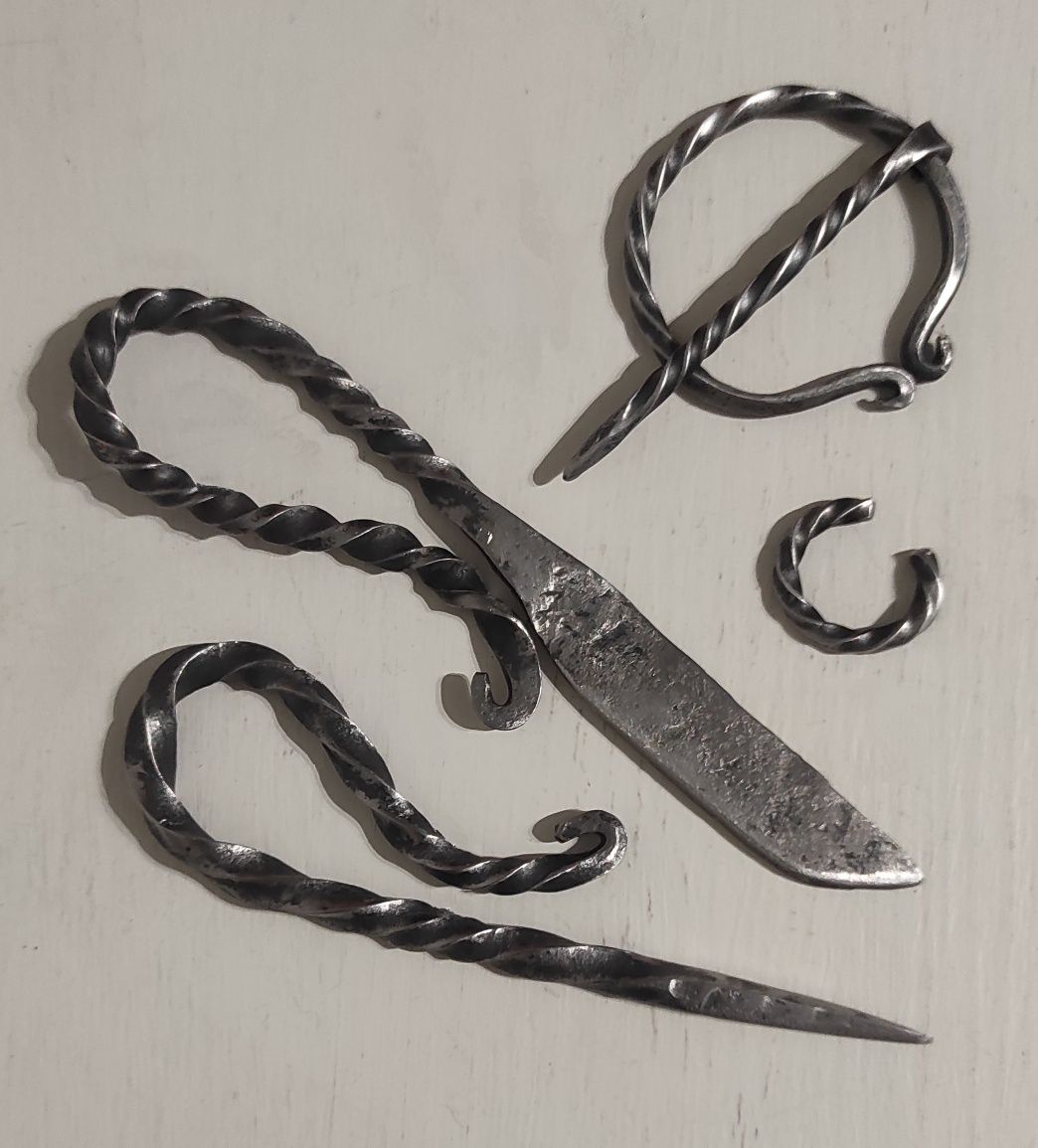 Zestaw kuty: Fibula, pierścień, nóż, szpikulec