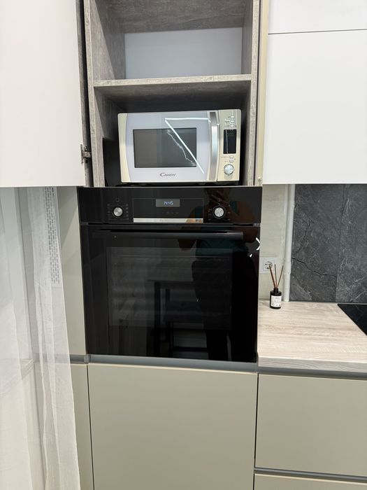 Здається в оренду двокімнатна з сучасним ремонтом