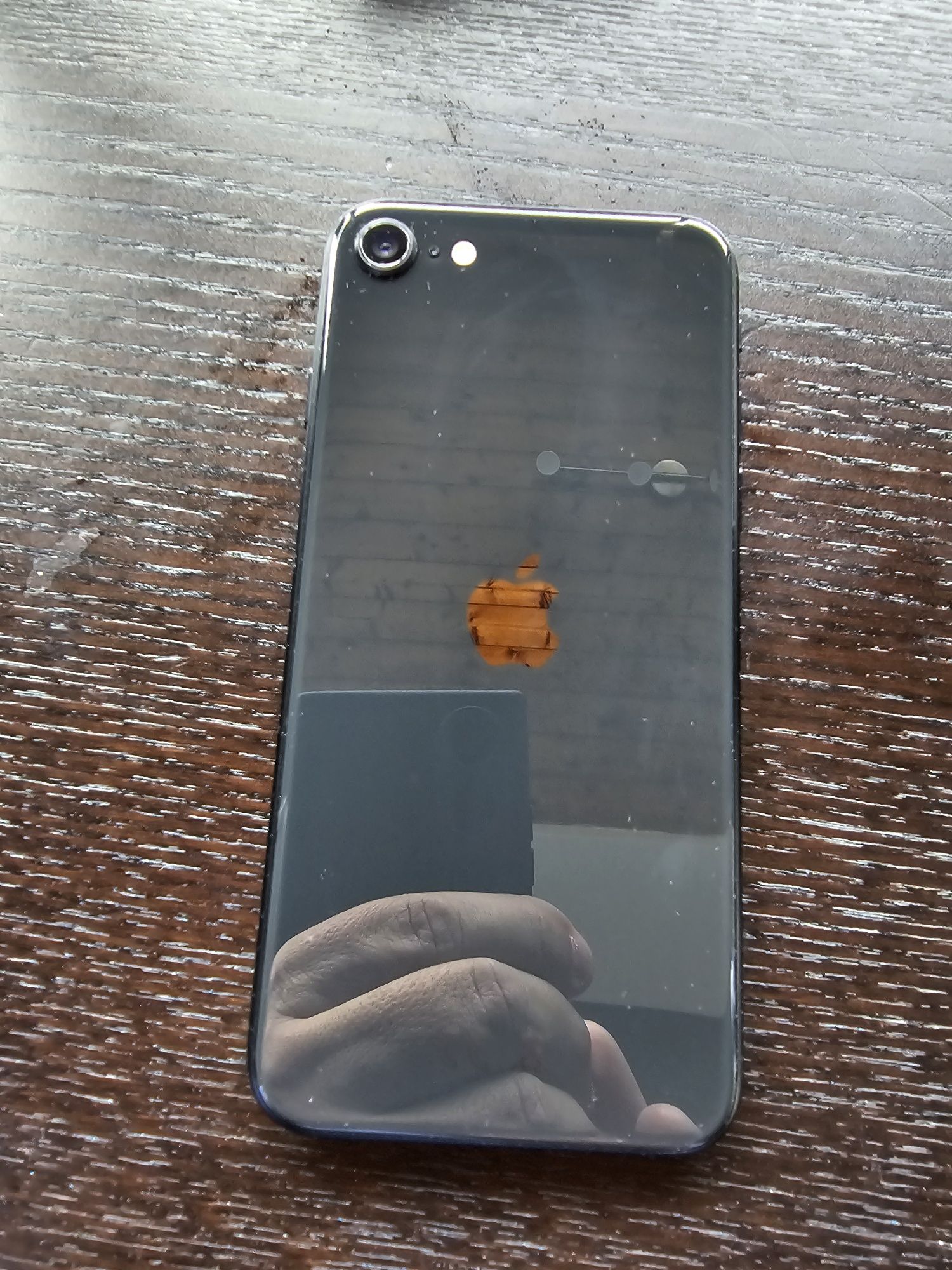 Apple iPhone SE (2020, Gen 2) A2296.