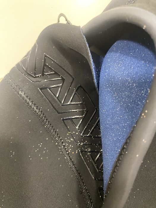 Fato de surf Deeply 4/3 Explorer III black/black