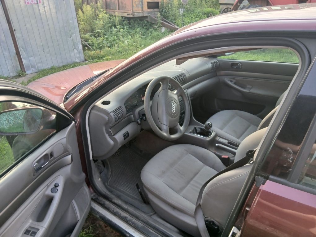 Audi a4 b5  na zwykłej pompie