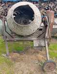 Betoniarka 250 L