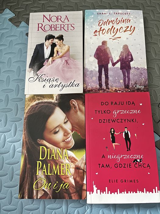 Zestaw  czterech ksiazek