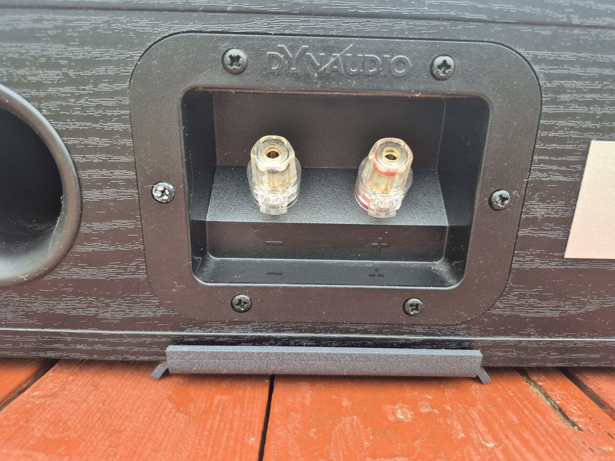 Dynaudio center dm