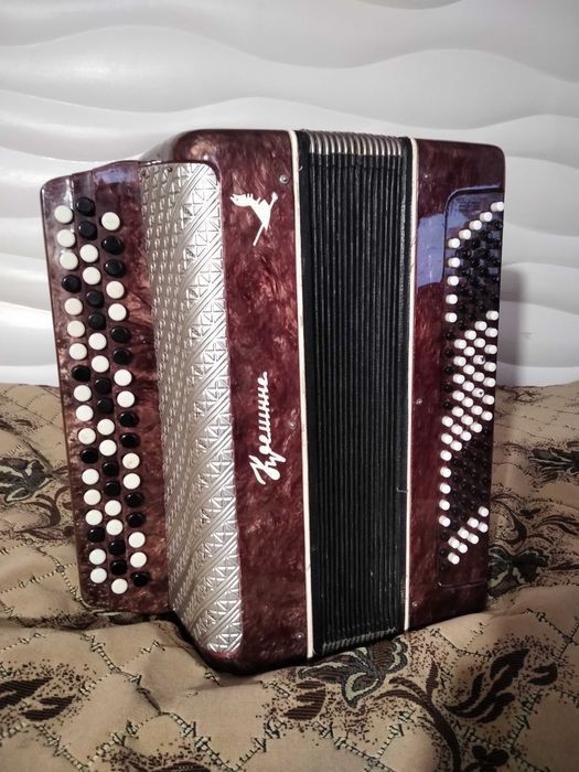 Баян відкапіталений налаштований ремонтую баяни гармоні не дорого