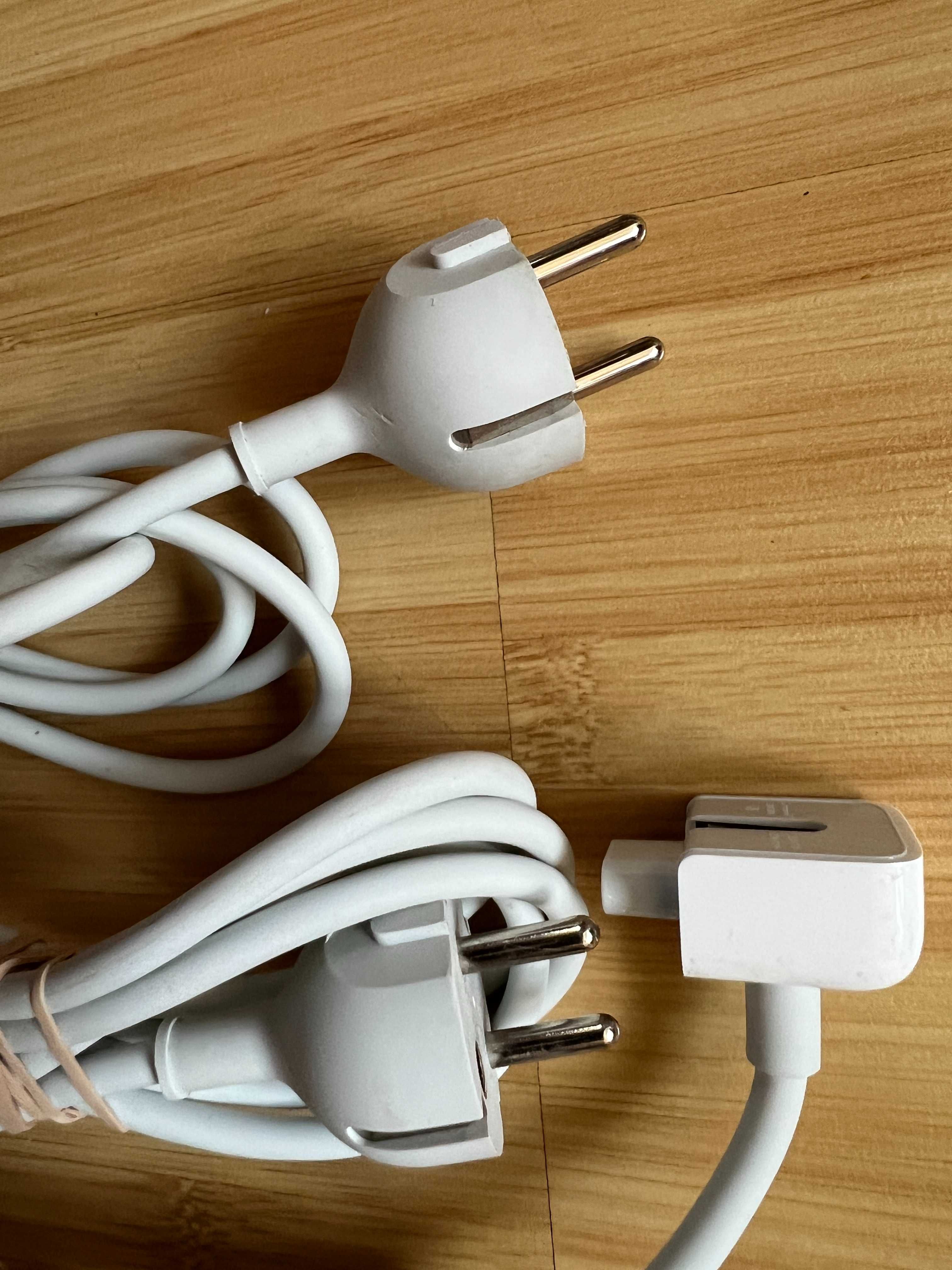 Оригінальні Apple Power Adapter Extension Cable євровилка 1,8m