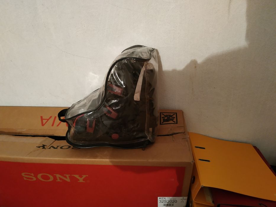 Patins novos para afultos.