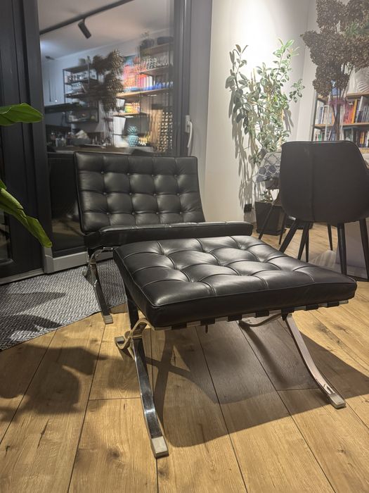 Barcelona - zestaw fotel + podnóżek