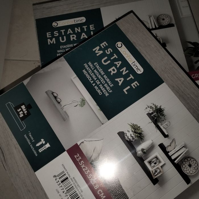 Prateleiras suspensas