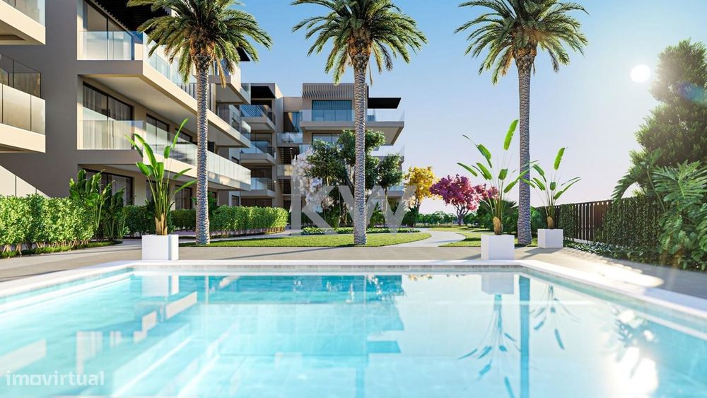Apartamento T3 em condomínio fechado com piscina em Vilamoura