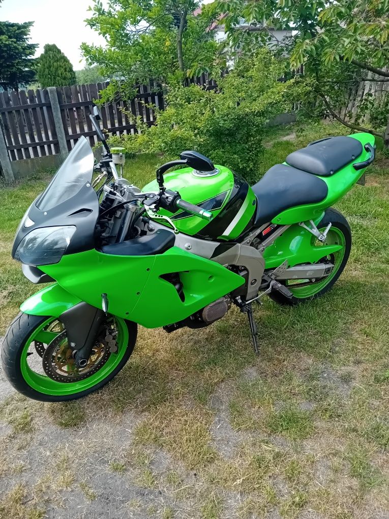 Sprzedam Kawasaki ZX6R