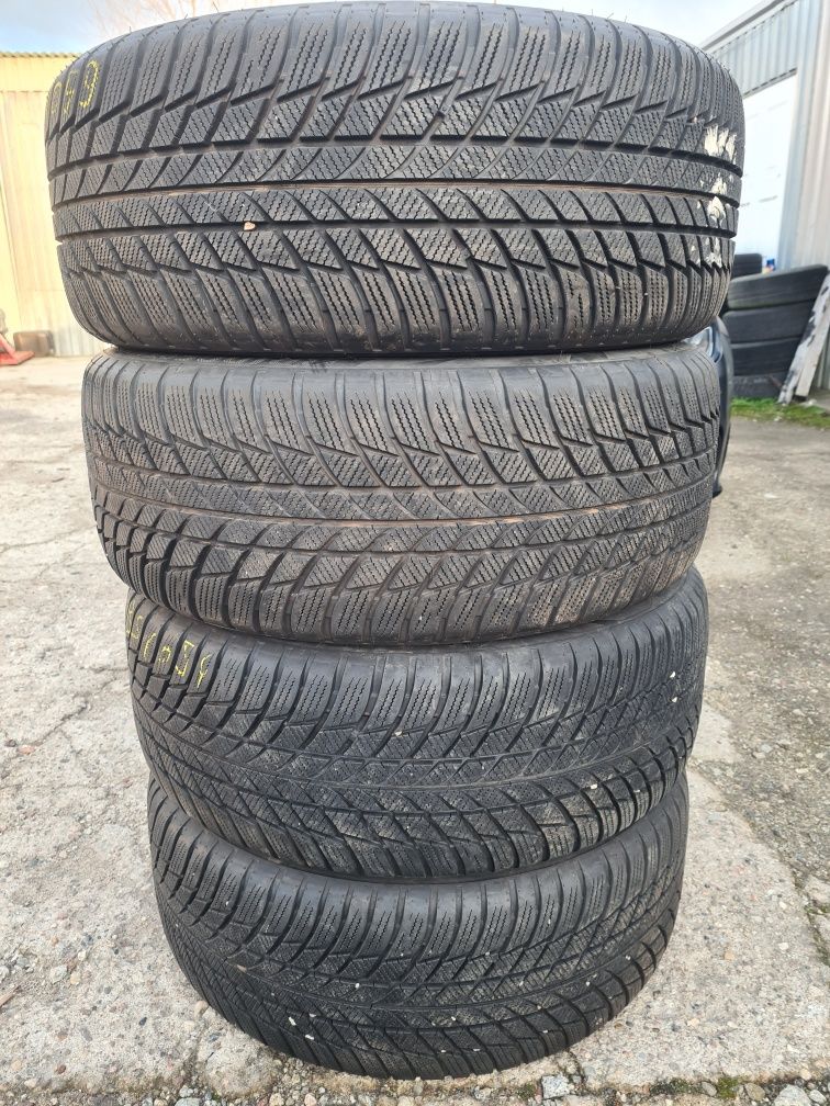 Komplet opony zima 225/50/18 bridgestone RSC RUNFLAT bmw