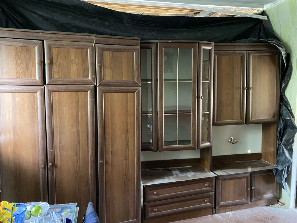 Продам стінку шкаф шафа