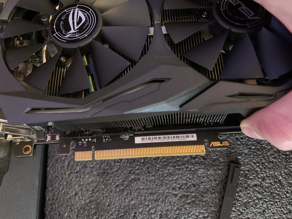 Asus GTX 1080Ti ROG Strix 11Gb
