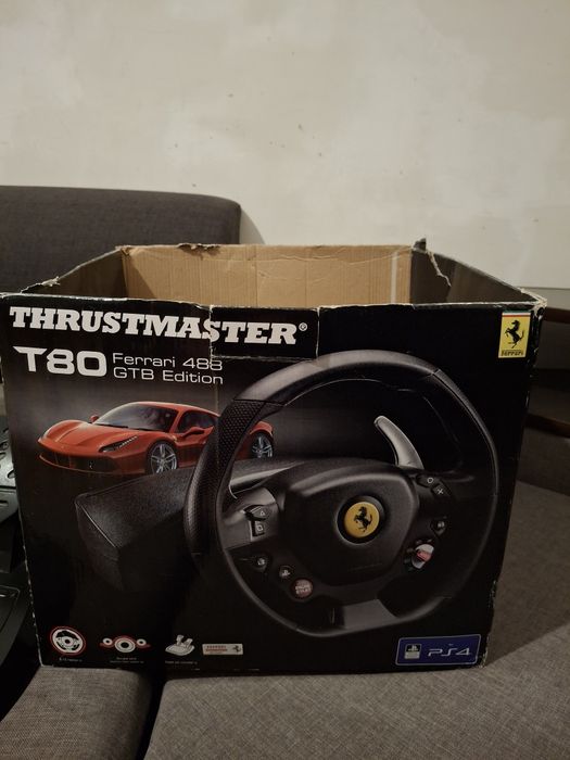 Продам игровой руль с педалями для PS4