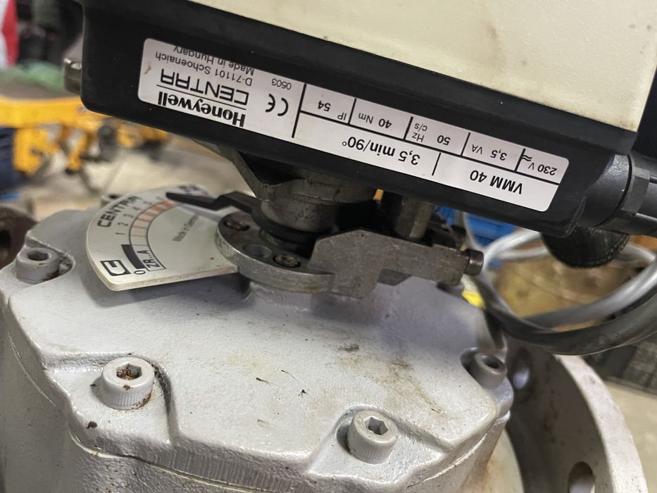 Zawór czterodrogowy czterodrozny zr 125f sterownik honeywell vmm 40